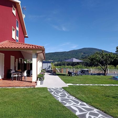 Apartamento En Bloque Vivienda Con Piscina Y Barbacoa A 15 Min De La Playa Meis 外观 照片